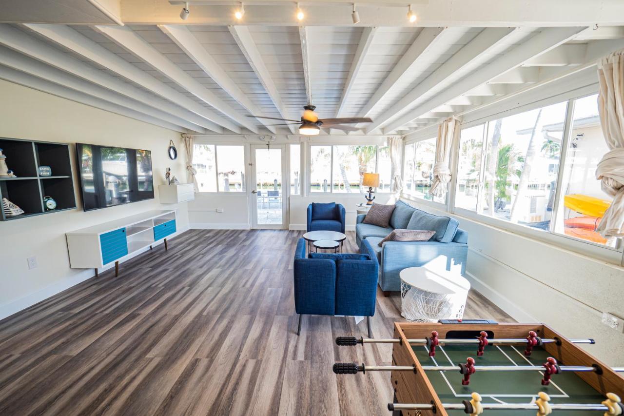 Newly Renovated 3Br2Ba Duplex With Private Dock Villa Key Colony Beach Exterior foto