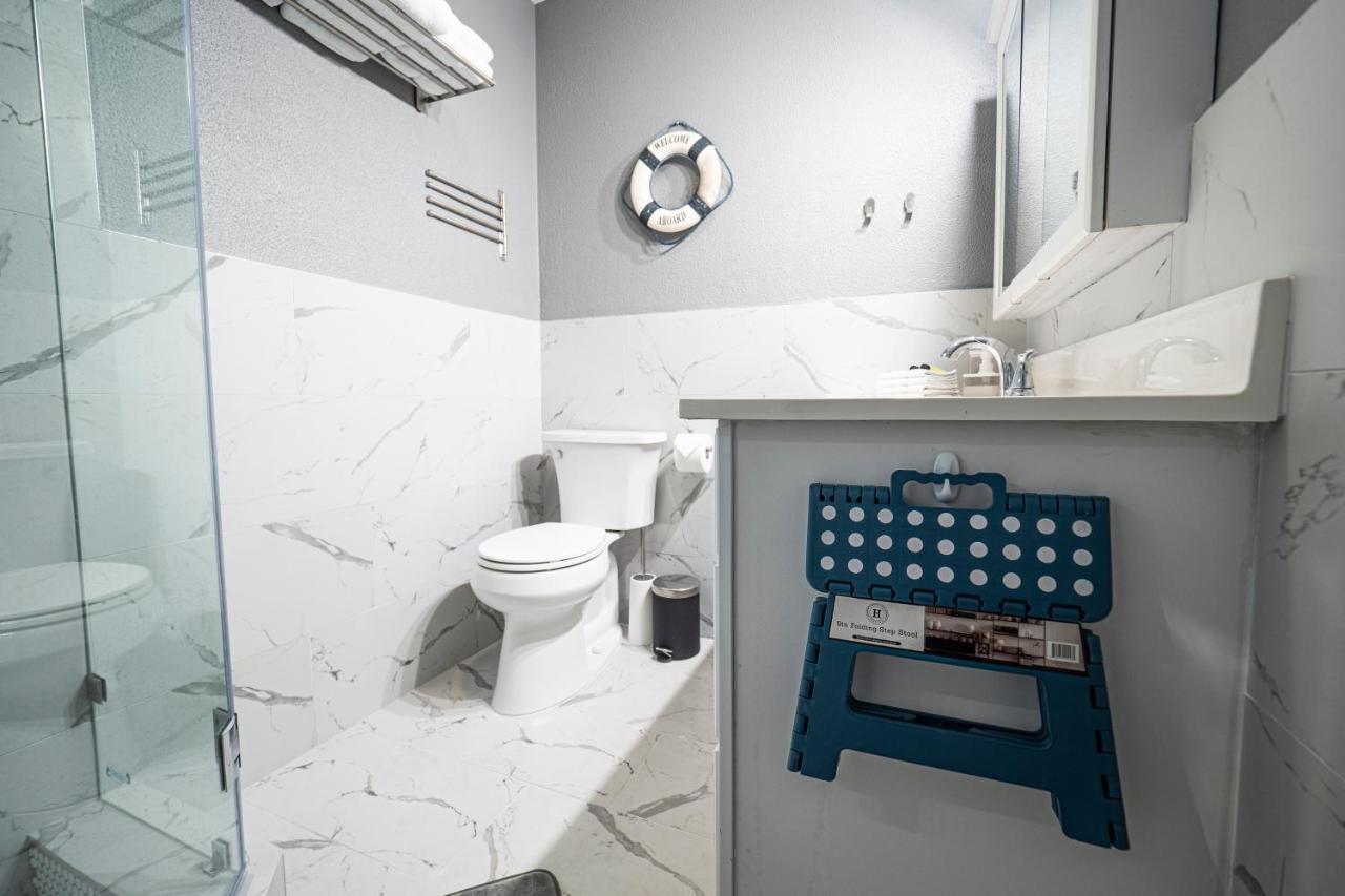 Newly Renovated 3Br2Ba Duplex With Private Dock Villa Key Colony Beach Exterior foto