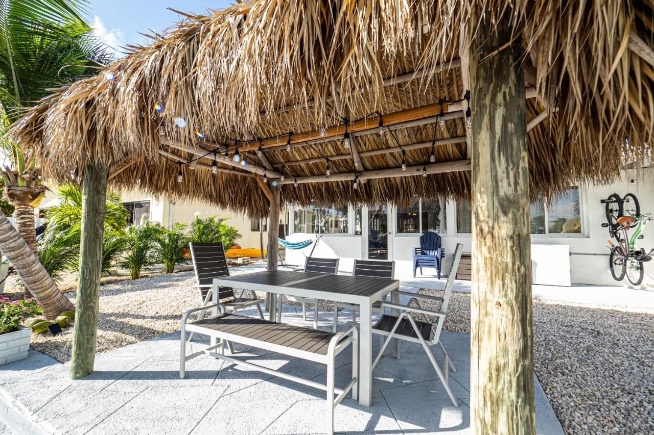 Newly Renovated 3Br2Ba Duplex With Private Dock Villa Key Colony Beach Exterior foto