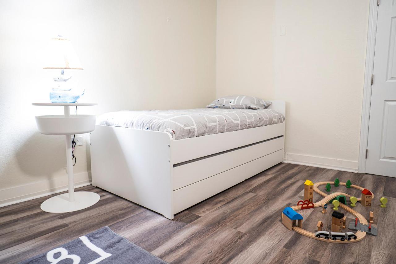 Newly Renovated 3Br2Ba Duplex With Private Dock Villa Key Colony Beach Exterior foto