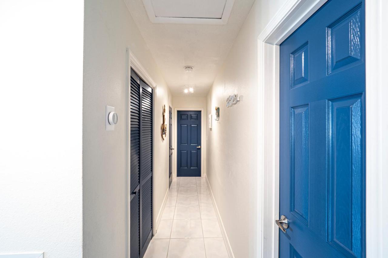 Newly Renovated 3Br2Ba Duplex With Private Dock Villa Key Colony Beach Exterior foto