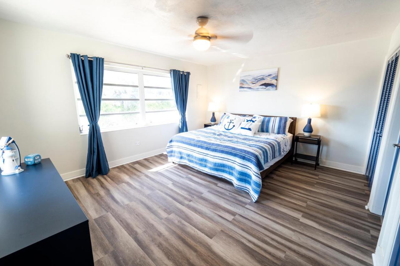 Newly Renovated 3Br2Ba Duplex With Private Dock Villa Key Colony Beach Exterior foto